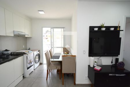 Sala/Cozinha de apartamento para alugar com 2 quartos, 37m² em Jardim Alfredo, São Paulo