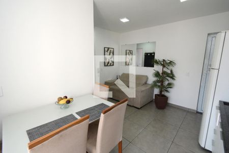 Sala/Cozinha de apartamento para alugar com 2 quartos, 37m² em Jardim Alfredo, São Paulo