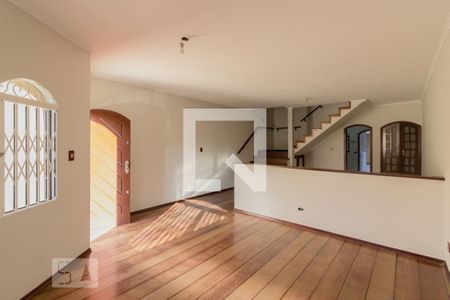 Casa para alugar com 3 quartos, 226m² em Vila Curuçá, Santo André