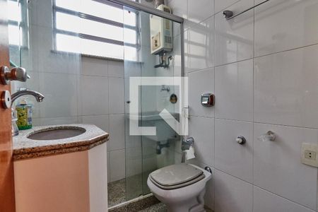 Banheiro de apartamento à venda com 1 quarto, 42m² em Praça da Bandeira, Rio de Janeiro