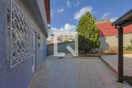 Quintal de casa à venda com 2 quartos, 160m² em Incofindência, Belo Horizonte