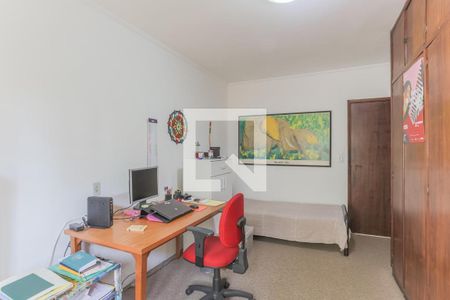 Casa à venda com 3 quartos, 250m² em Alto de Pinheiros, São Paulo