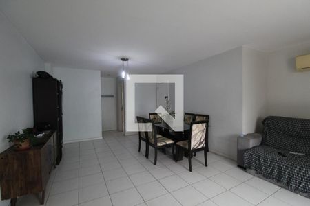 Sala de apartamento à venda com 4 quartos, 147m² em Barra da Tijuca, Rio de Janeiro