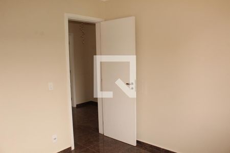 Quarto 2 de casa de condomínio para alugar com 2 quartos, 100m² em Jardim Petropolis, Cotia