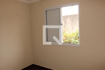 Quarto 2 de casa de condomínio para alugar com 2 quartos, 100m² em Jardim Petropolis, Cotia