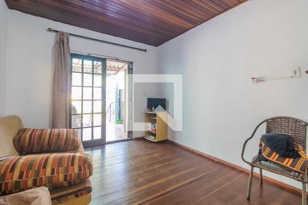 Sala de casa para alugar com 3 quartos, 70m² em Coronel Aparício Borges, Porto Alegre