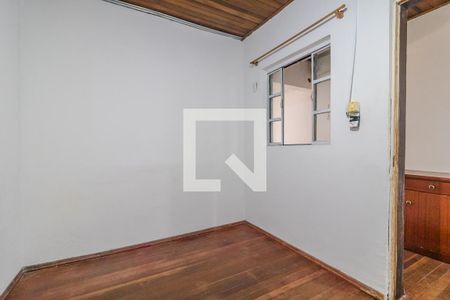 Quarto 2 de casa para alugar com 3 quartos, 70m² em Coronel Aparício Borges, Porto Alegre