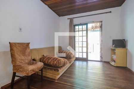 Sala de casa para alugar com 3 quartos, 70m² em Coronel Aparício Borges, Porto Alegre