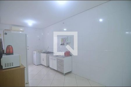 Apartamento para alugar com 154m², 3 quartos e 2 vagas Apartamento para alugar com 154m², 3 quartos e 2 vagasCozinha