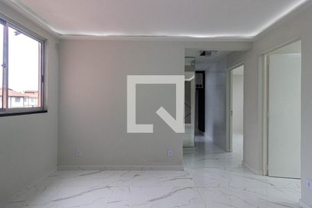 Sala de apartamento para alugar com 2 quartos, 55m² em Morro Branco, Itaquaquecetuba