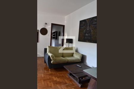 Sala de apartamento para alugar com 2 quartos, 70m² em Água Verde, Curitiba