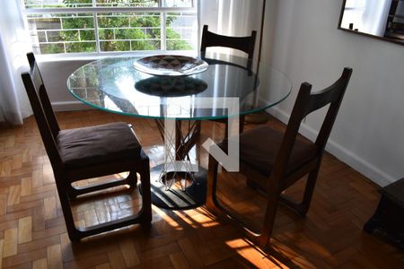 Sala de jantar de apartamento para alugar com 2 quartos, 70m² em Água Verde, Curitiba