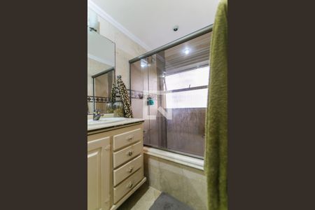 Apartamento para alugar com 198m², 4 quartos e 3 vagas Apartamento para alugar com 198m², 4 quartos e 3 vagasBanheiro do Quarto 4