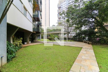 Apartamento para alugar com 198m², 4 quartos e 3 vagas Apartamento para alugar com 198m², 4 quartos e 3 vagasÁrea comum