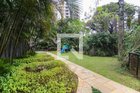 Apartamento para alugar com 198m², 4 quartos e 3 vagas Apartamento para alugar com 198m², 4 quartos e 3 vagasÁrea comum - Playground