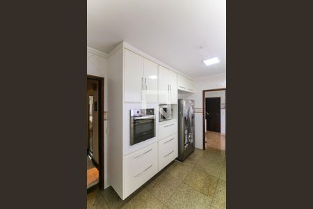 Apartamento para alugar com 198m², 4 quartos e 3 vagas Apartamento para alugar com 198m², 4 quartos e 3 vagasCozinha