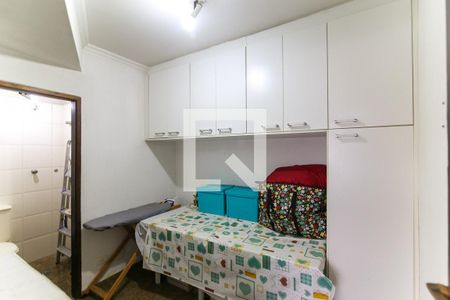 Apartamento para alugar com 198m², 4 quartos e 3 vagas Apartamento para alugar com 198m², 4 quartos e 3 vagasQuarto de Serviço