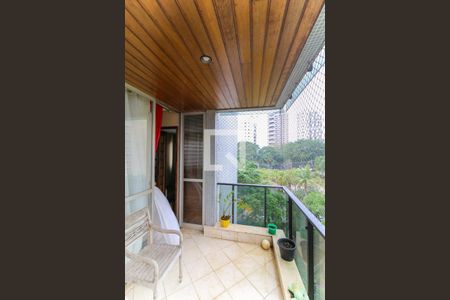 Varanda da Sala de apartamento à venda com 4 quartos, 196m² em Vila Suzana, São Paulo