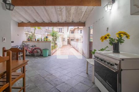 Casa à venda com 2 quartos, 173m² em Vila Pires, Santo André