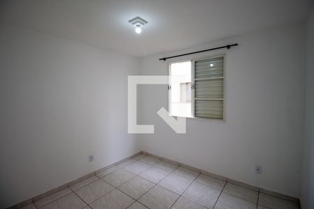Quarto 1 de apartamento para alugar com 2 quartos, 42m² em Itaim Paulista, São Paulo