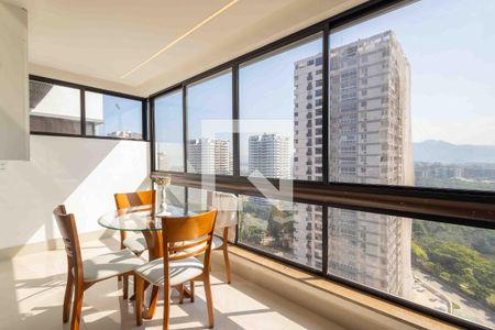 Varanda de apartamento para alugar com 2 quartos, 72m² em Barra da Tijuca, Rio de Janeiro