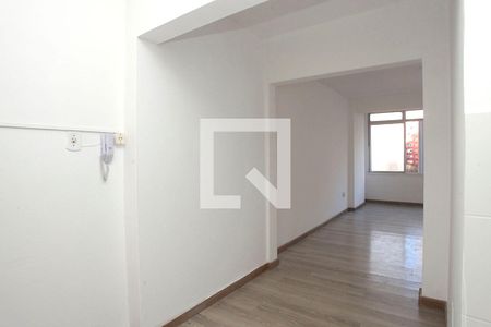 Cozinha de kitnet/studio à venda com 1 quarto, 45m² em Rio Branco, Porto Alegre