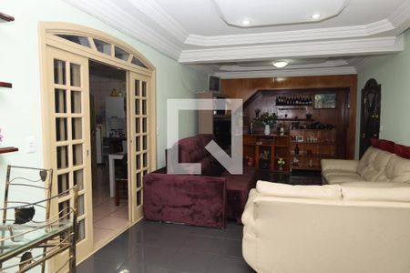 Sala de casa à venda com 4 quartos, 440m² em Vila Carmosina, São Paulo