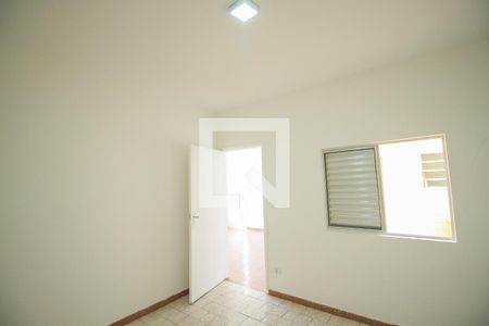 Quarto 2 de casa para alugar com 2 quartos, 85m² em Água Rasa, São Paulo
