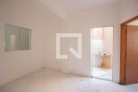 Sala/Cozinha de apartamento para alugar com 1 quarto, 26m² em Cidade São Mateus, São Paulo