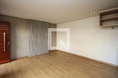 Sala de casa à venda com 2 quartos, 105m² em Vila Diva (zona Leste), São Paulo