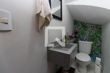 Lavabo de casa à venda com 3 quartos, 110m² em Vila Nivi, São Paulo