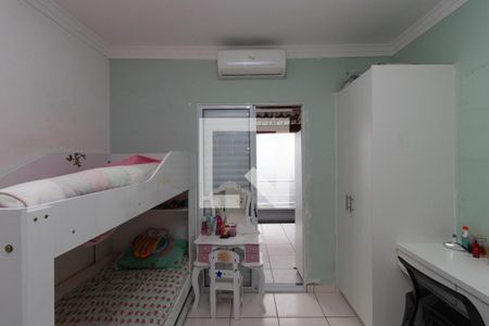 Quarto 1 de casa à venda com 3 quartos, 110m² em Vila Nivi, São Paulo