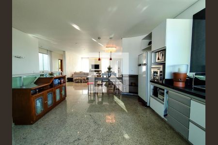 Cozinha de casa à venda com 3 quartos, 200m² em Jardim da Torre, Nova Lima