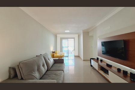 Sala de estar de apartamento para alugar com 3 quartos, 113m² em Aviação, Praia Grande