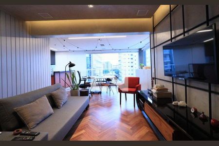 Apartamento à venda com 2 quartos, 97m² em Moema, São Paulo