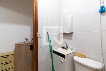 Banheiro de casa para alugar com 1 quarto, 35m² em Jardim Penha, São Paulo