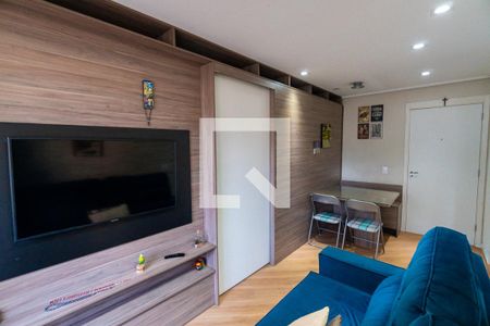 Sala de apartamento à venda com 1 quarto, 40m² em Vila Fachini, São Paulo