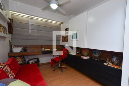 Escritorio de apartamento à venda com 3 quartos, 100m² em Funcionários, Belo Horizonte