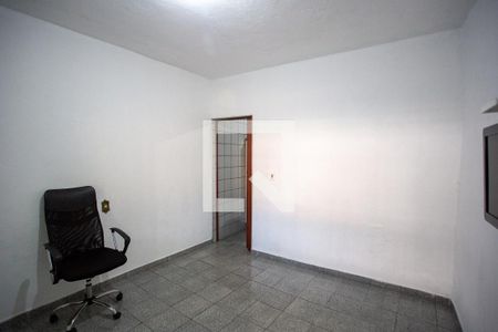 Sala/Quarto Casa 1 de casa à venda com 5 quartos, 300m² em Taboão, Diadema