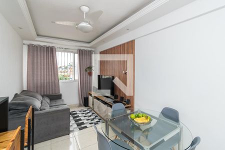 Sala de apartamento à venda com 2 quartos, 73m² em Olaria, Rio de Janeiro