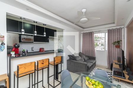 Sala de apartamento à venda com 2 quartos, 73m² em Olaria, Rio de Janeiro