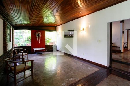 Sala de casa para alugar com 4 quartos, 140m² em Itanhangá, Rio de Janeiro