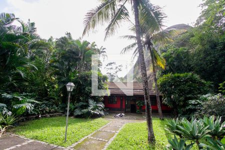 Entrada de casa para alugar com 4 quartos, 140m² em Itanhangá, Rio de Janeiro