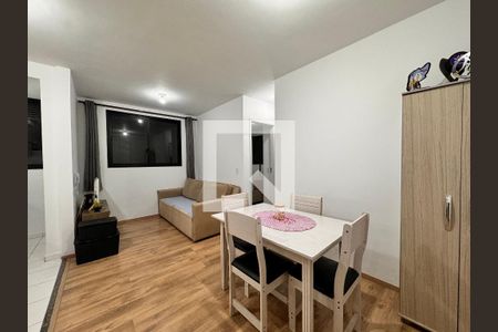 Sala de apartamento à venda com 2 quartos, 42m² em Santa Maria, Santo André