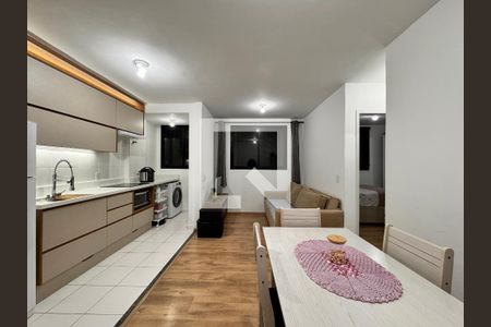 Sala de apartamento à venda com 2 quartos, 42m² em Santa Maria, Santo André