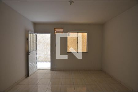 Sala /Quarto  de apartamento para alugar com 1 quarto, 25m² em Cordovil, Rio de Janeiro