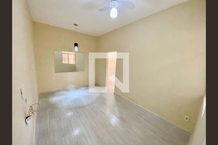 Sala de casa para alugar com 1 quarto, 40m² em Higienópolis, Rio de Janeiro