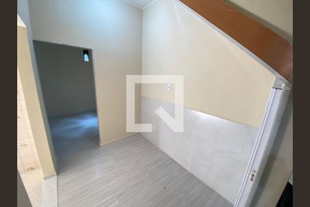 Corredor de casa para alugar com 1 quarto, 40m² em Higienópolis, Rio de Janeiro