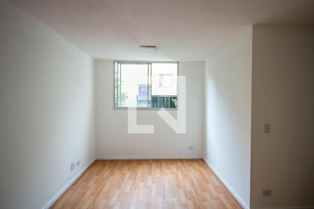 Sala de apartamento à venda com 2 quartos, 48m² em Itaquera, São Paulo