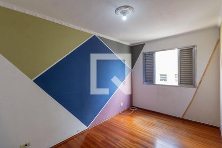 Quarto 2 de apartamento para alugar com 2 quartos, 53m² em Vila Pierina, São Paulo